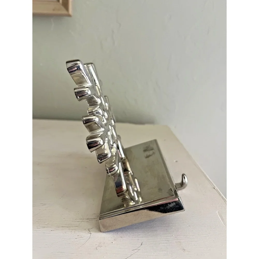 Snowflake Christmas Stocking Hanger Hook Holder Mantle Fireplace Silver Metal